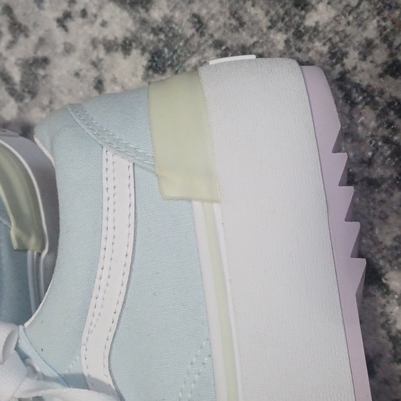 Old school stacked vans - Picture 4 of 12